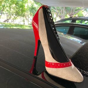 Collectible shoe shaped purse